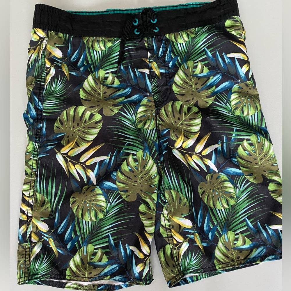 Old Navy Hawaiian print swim suit Boys Size 14